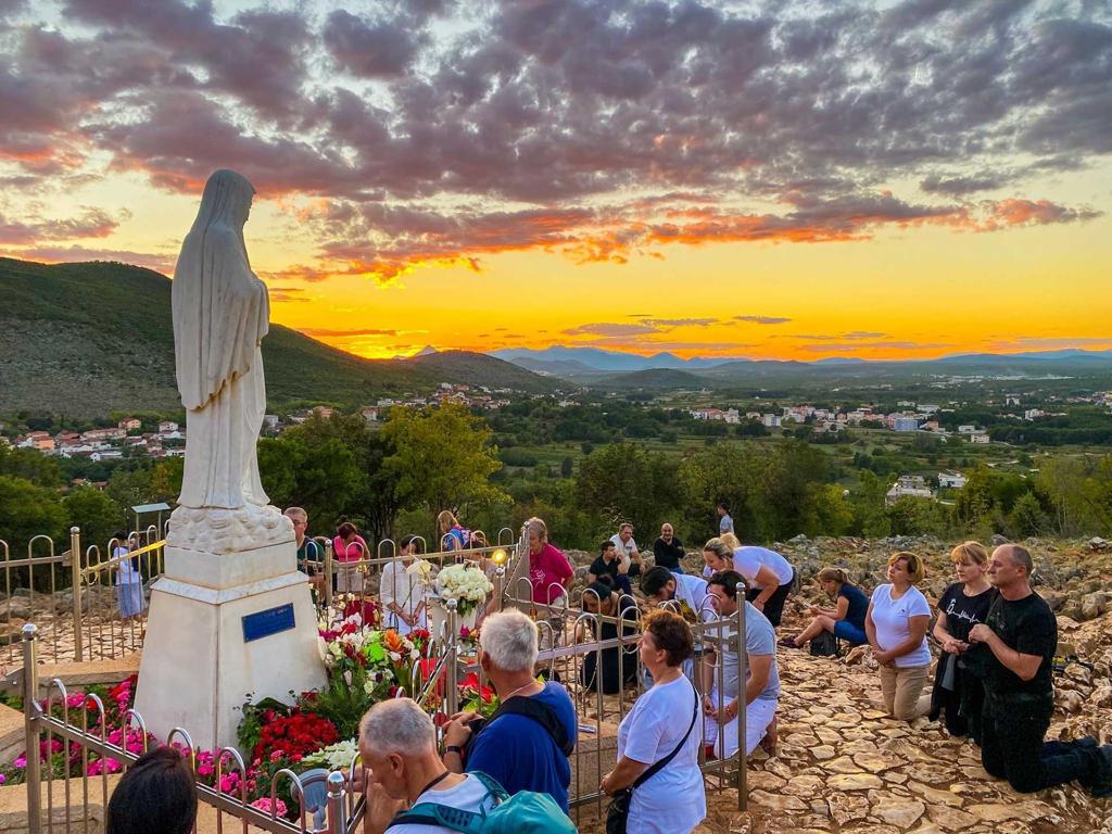 Vuelo a Bosnia y Peregrinación en Medjugorje